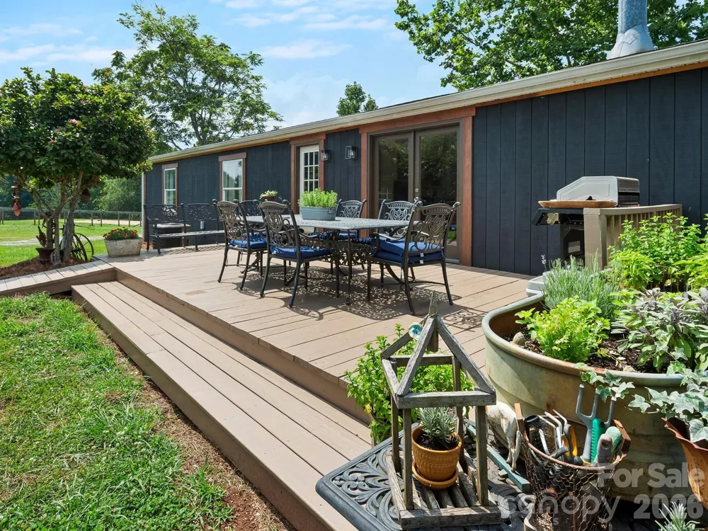 1541 Sandy Springs Road Rutherfordton, NC 28139