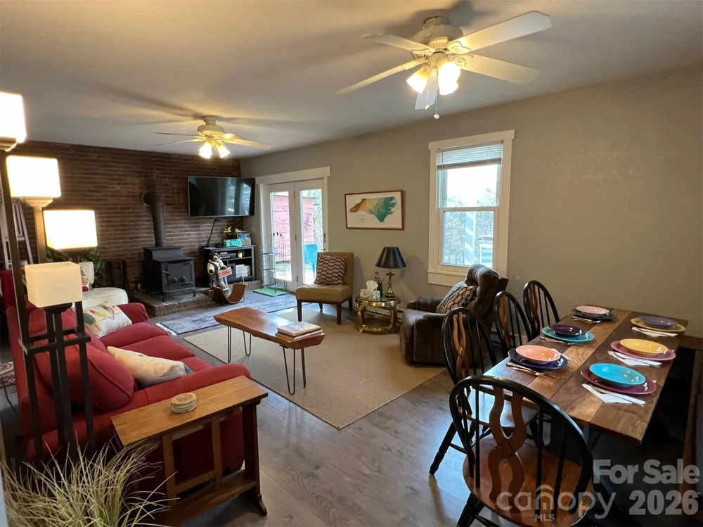 95 Walker Cove Road Black Mountain, NC 28711