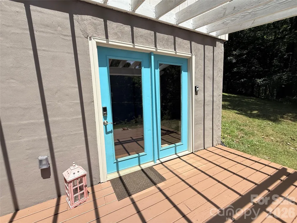 95 Walker Cove Road Black Mountain, NC 28711