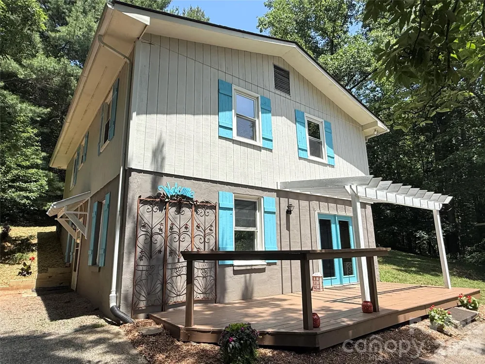 95 Walker Cove Road Black Mountain, NC 28711