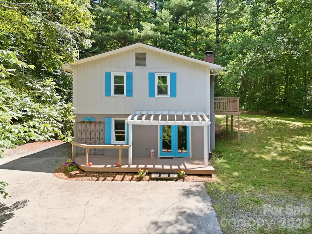 95 Walker Cove Road Black Mountain, NC 28711