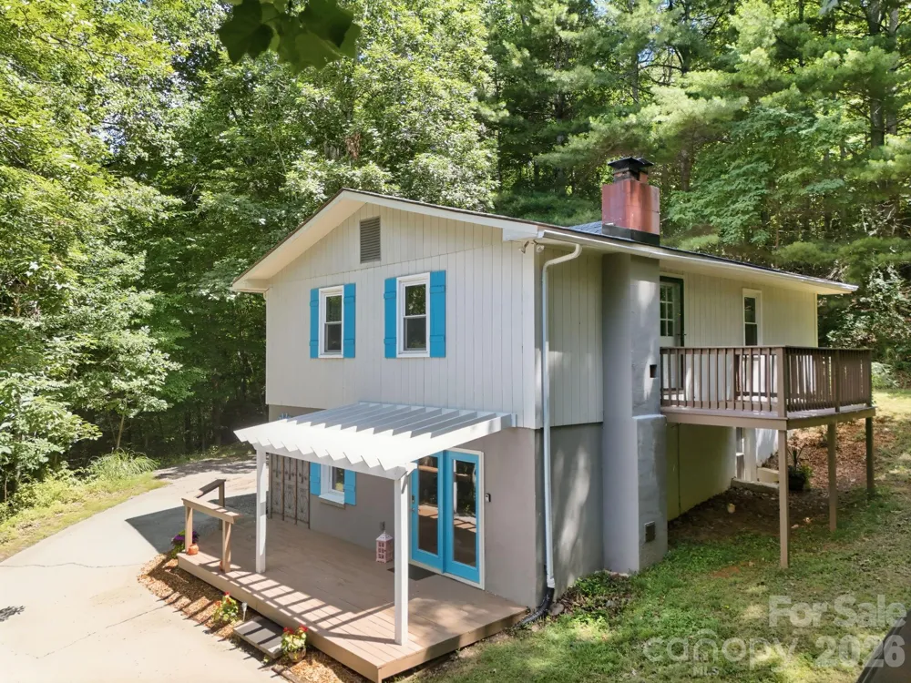 95 Walker Cove Road Black Mountain, NC 28711