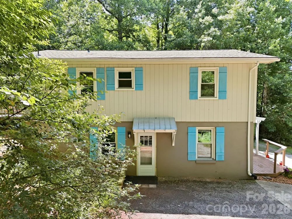 95 Walker Cove Road Black Mountain, NC 28711