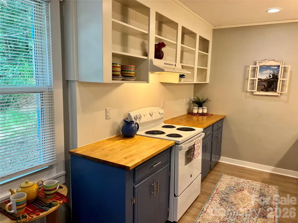 95 Walker Cove Road Black Mountain, NC 28711