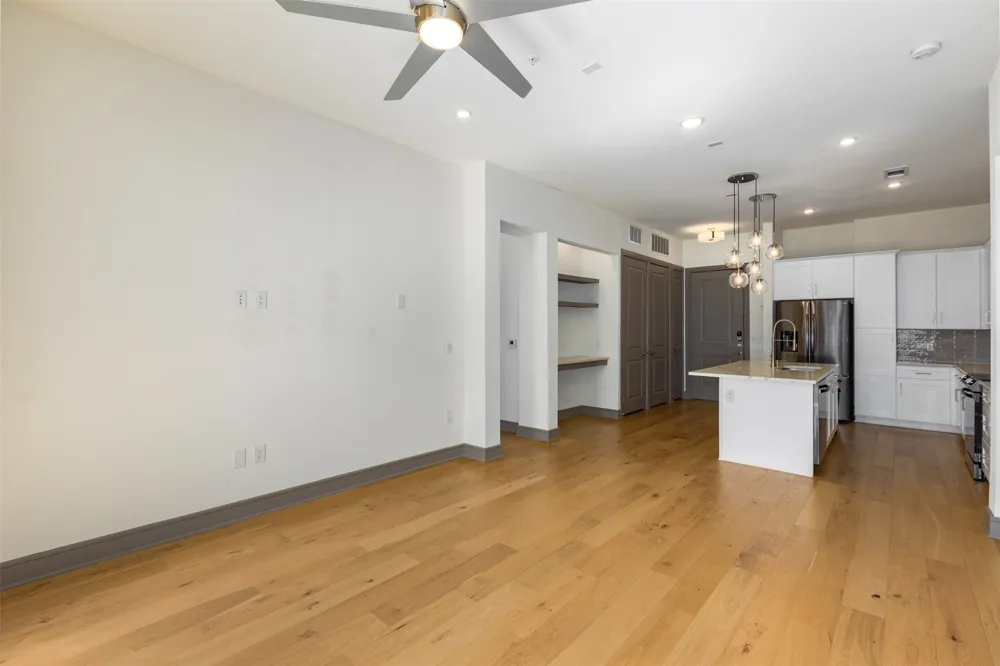 2700 Old Denton Road #1044 Carrollton, TX 75007