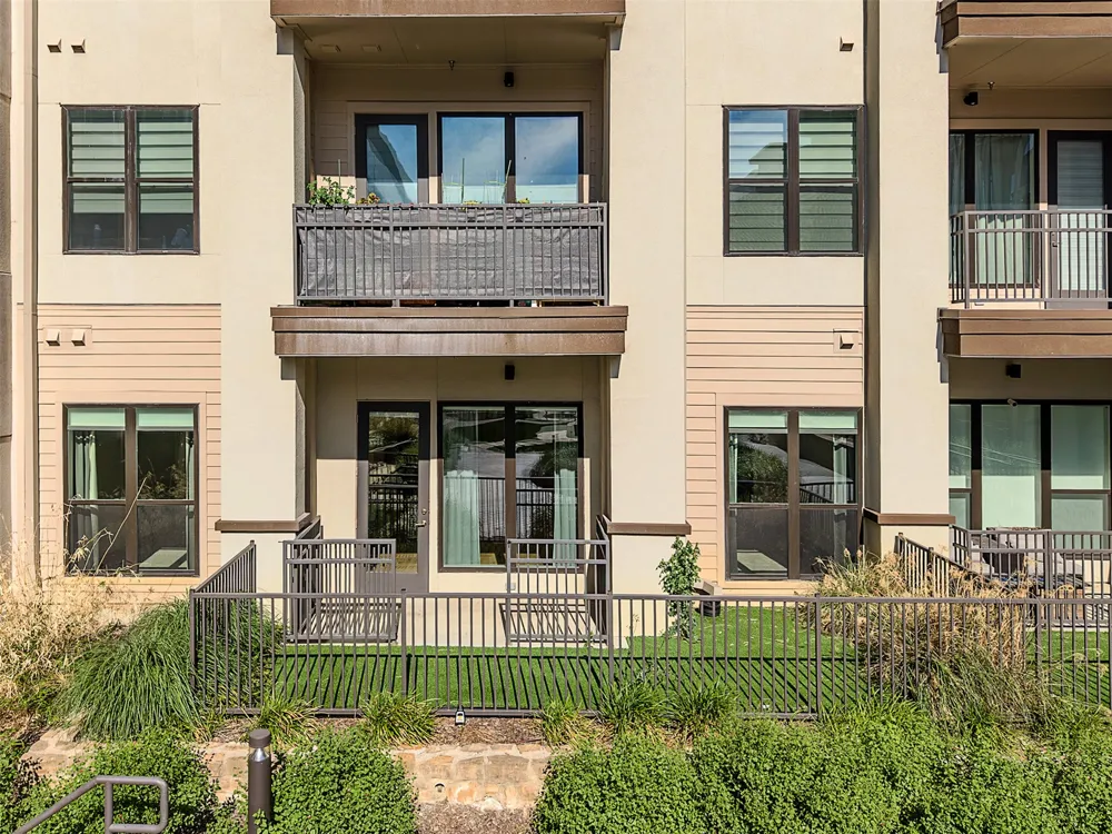 2700 Old Denton Road #1044 Carrollton, TX 75007