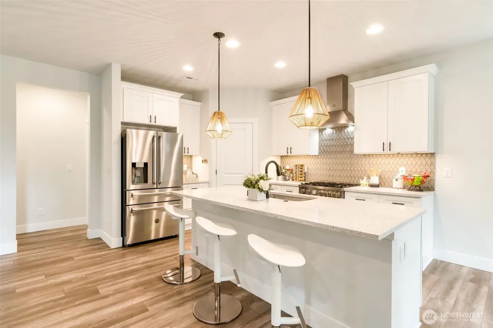 22425 285th st Maple Valley, WA 98038