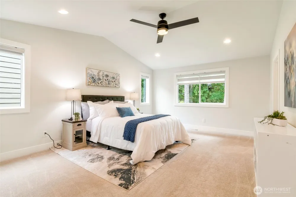 22425 285th st Maple Valley, WA 98038