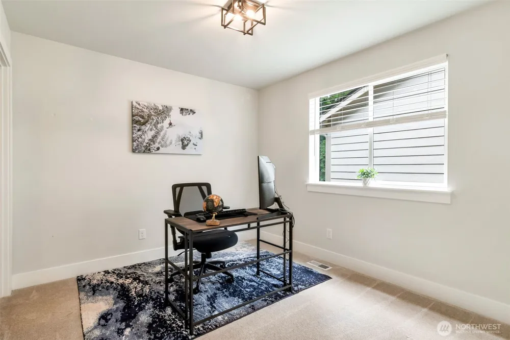 22425 285th st Maple Valley, WA 98038