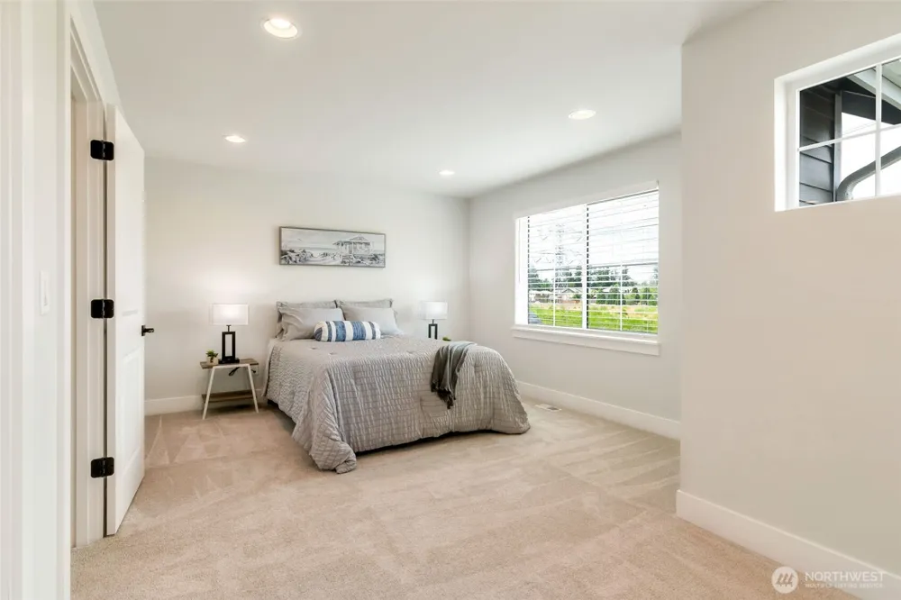 22425 285th st Maple Valley, WA 98038