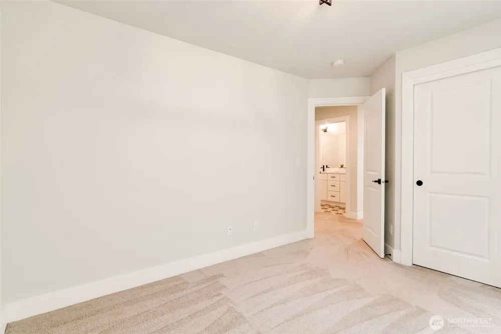 22425 285th st Maple Valley, WA 98038