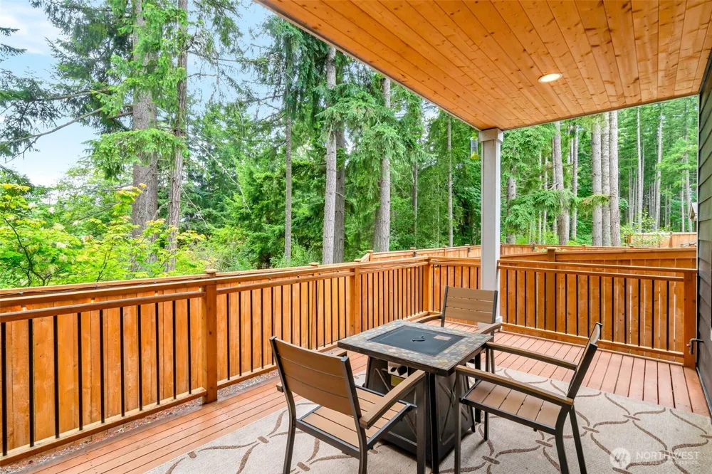 22425 285th st Maple Valley, WA 98038