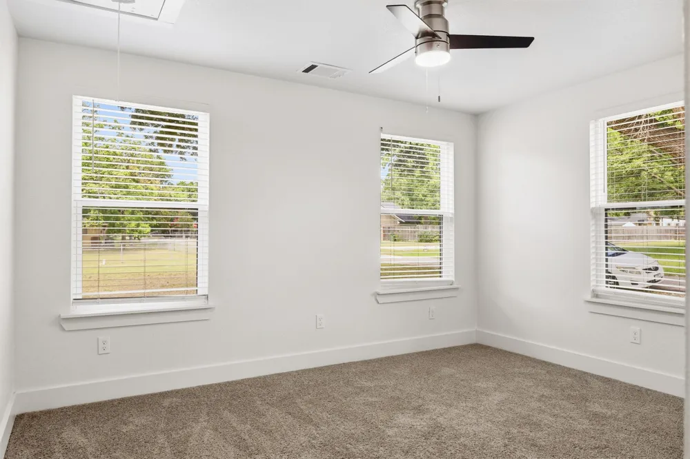 404 E Wolf Street Granger, TX 76530