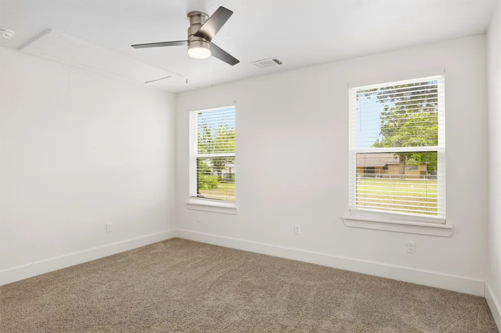 404 E Wolf Street Granger, TX 76530
