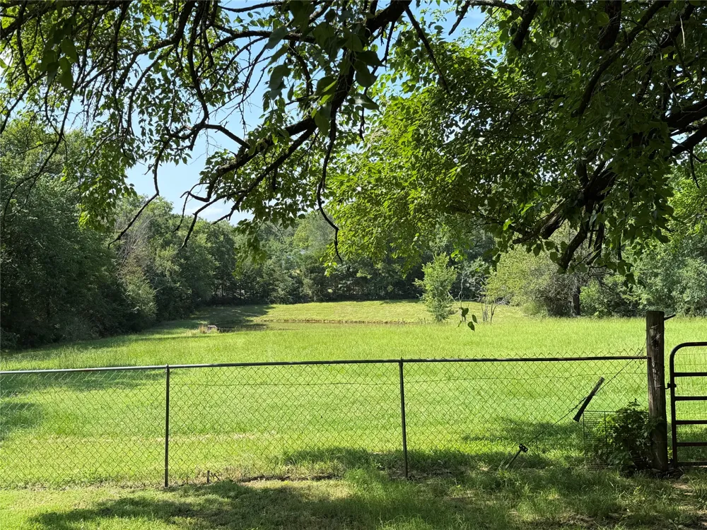 461 County Road 35950 Arthur City, TX 75411