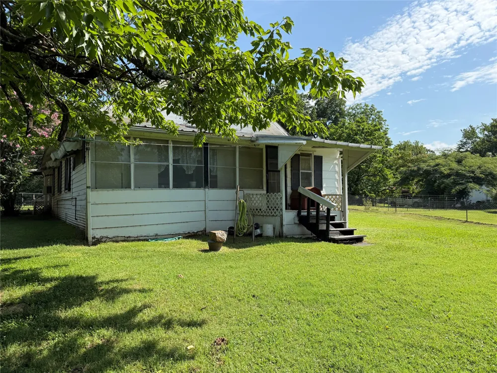 461 County Road 35950 Arthur City, TX 75411