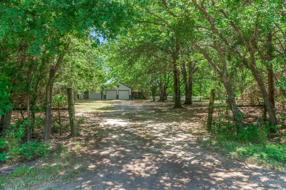 1100 Vz County Road 3414 Wills Point, TX 75169