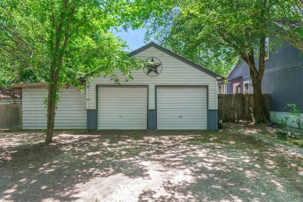 1100 Vz County Road 3414 Wills Point, TX 75169
