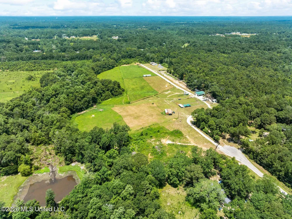 140 Sugar Creek Road Carriere, MS 39426