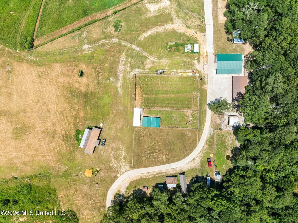 140 Sugar Creek Road Carriere, MS 39426