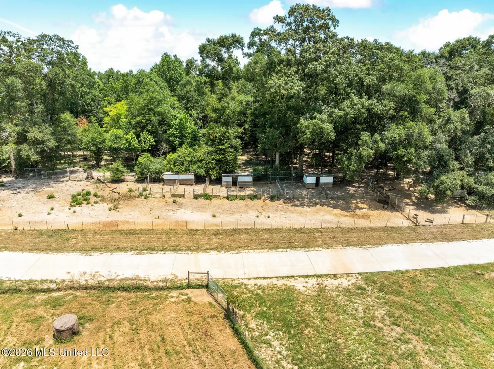 140 Sugar Creek Road Carriere, MS 39426