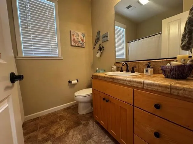136 Cottage Circle Murphys, CA 95247