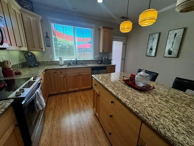 136 Cottage Circle Murphys, CA 95247