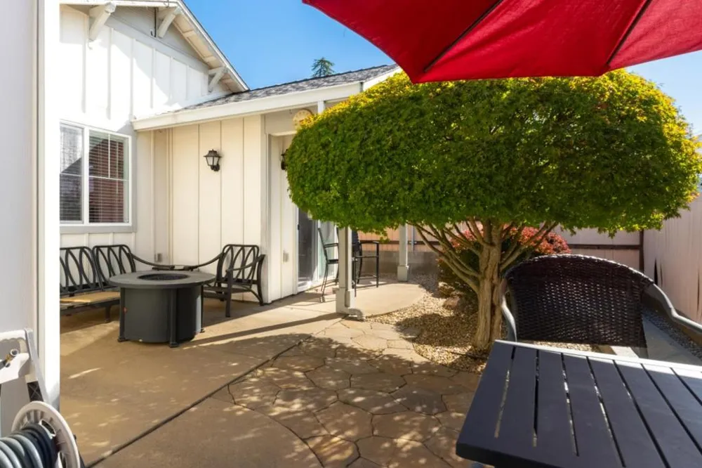 136 Cottage Circle Murphys, CA 95247