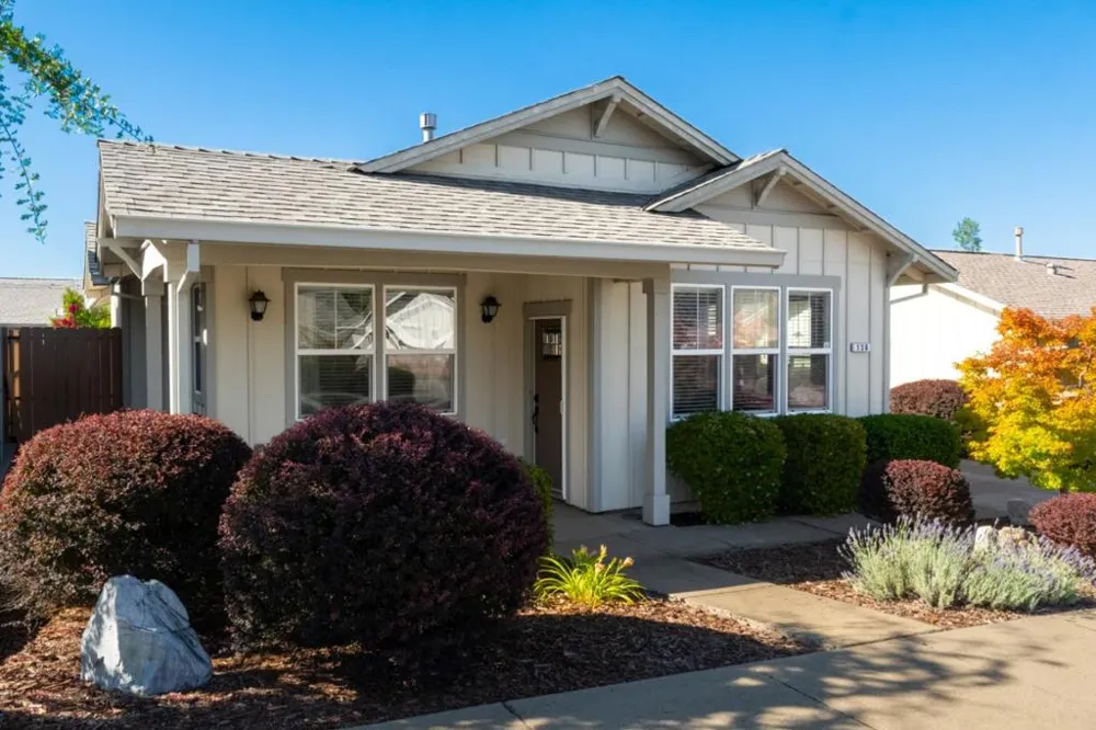 136 Cottage Circle Murphys, CA 95247