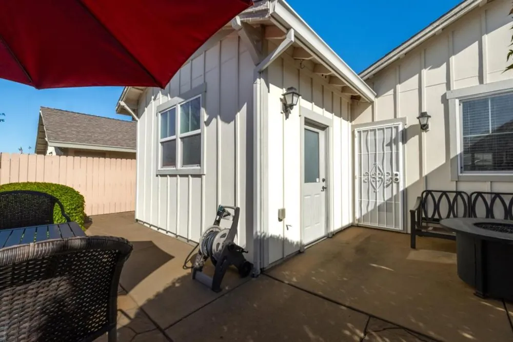 136 Cottage Circle Murphys, CA 95247