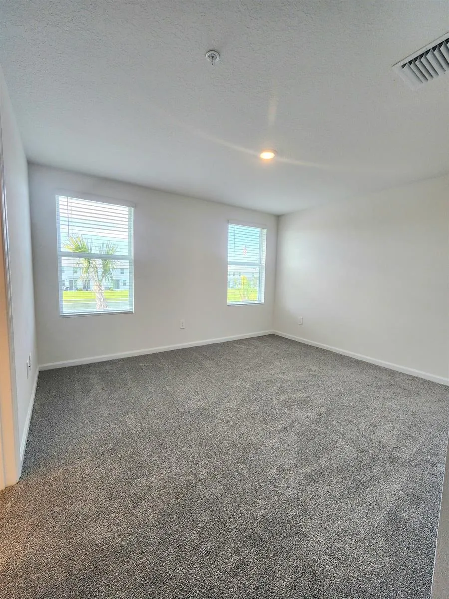 629 Salisbury Circle Fort Pierce, FL 34982