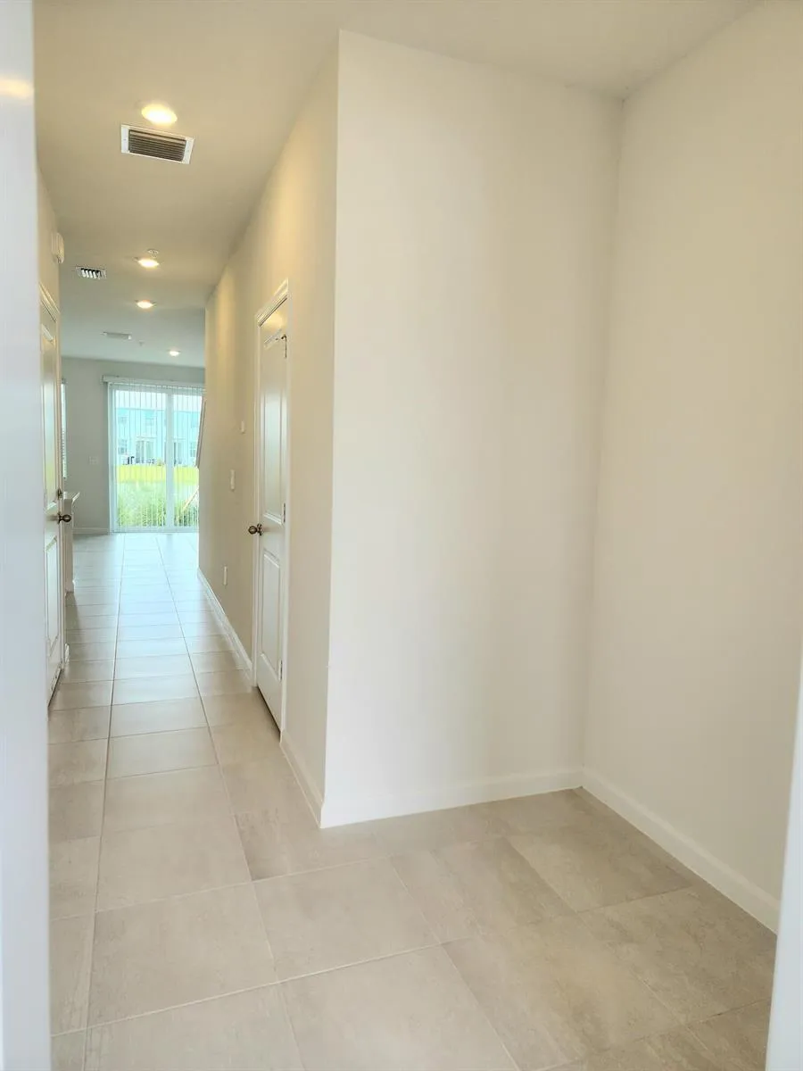629 Salisbury Circle Fort Pierce, FL 34982