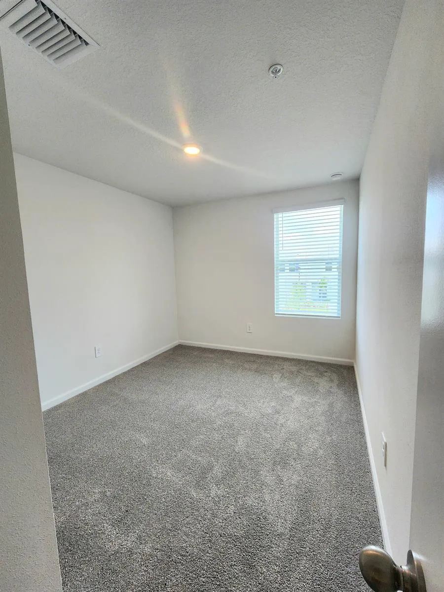 629 Salisbury Circle Fort Pierce, FL 34982