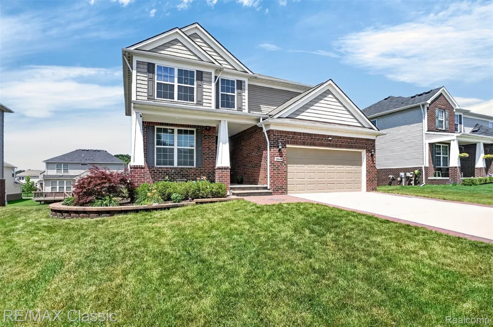 29949 Macintosh Lane Lyon Charter Township, MI 48165