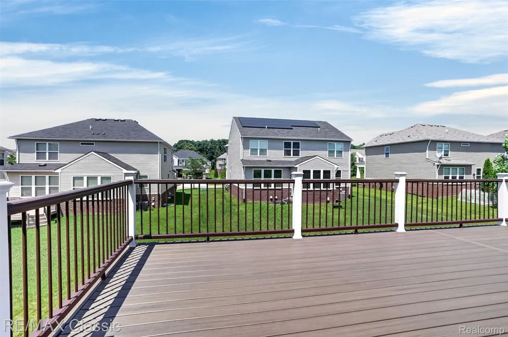 29949 Macintosh Lane Lyon Charter Township, MI 48165