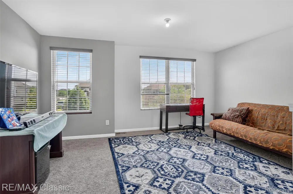 29949 Macintosh Lane Lyon Charter Township, MI 48165