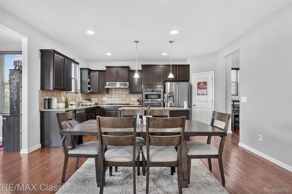 29949 Macintosh Lane Lyon Charter Township, MI 48165