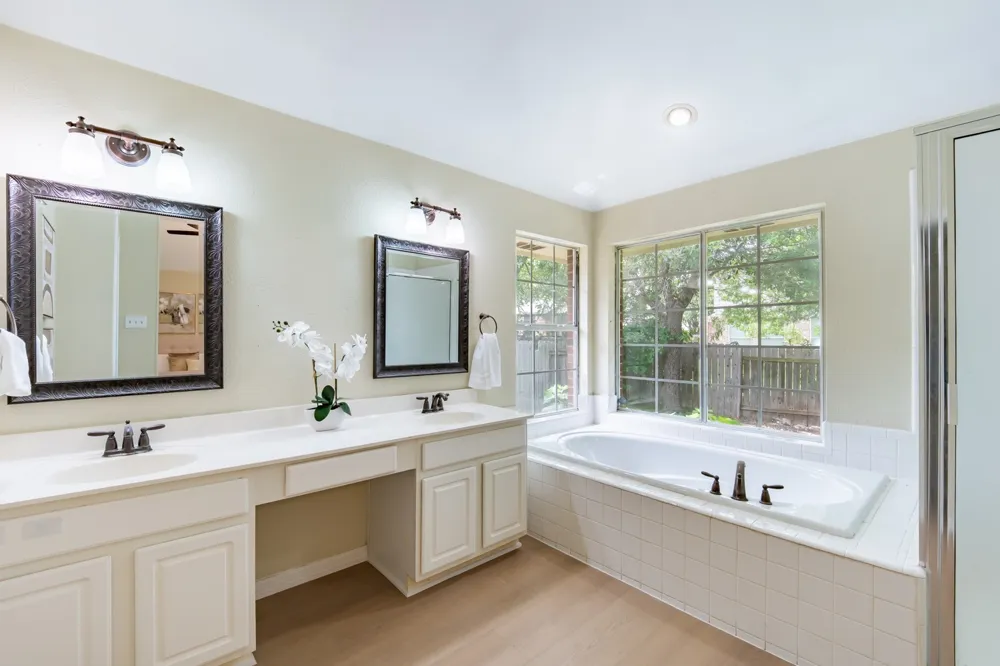 10204 Andora Drive Austin, TX 78717
