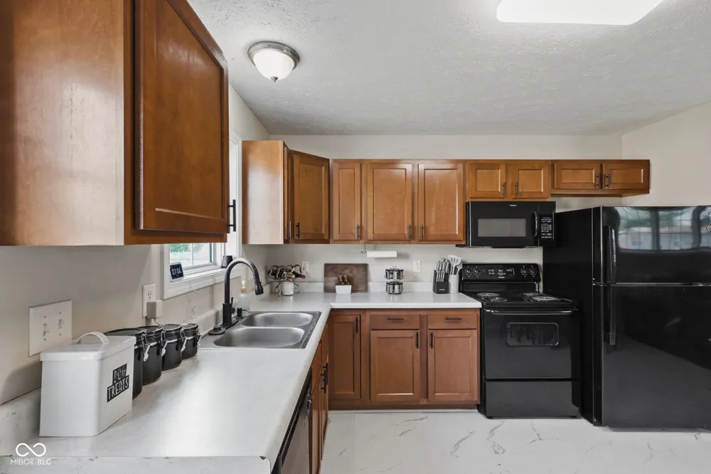 995 E Gray Street Martinsville, IN 46151