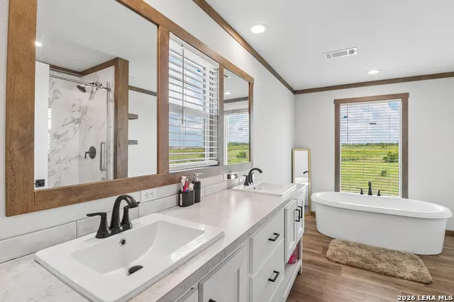 2629 Fm 1332 Jourdanton, TX 78026