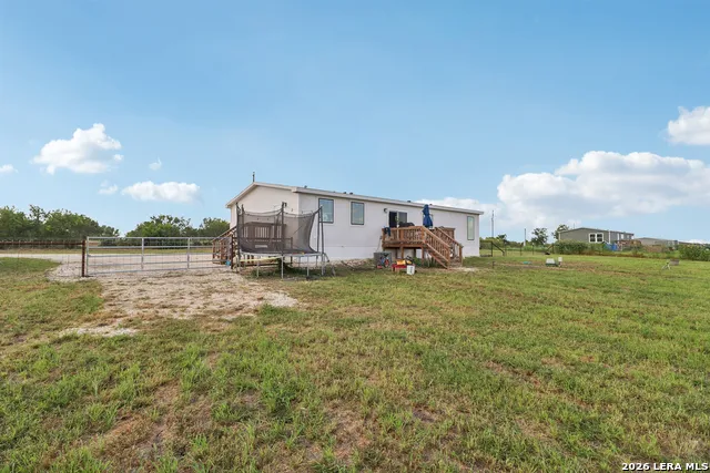 2629 Fm 1332 Jourdanton, TX 78026