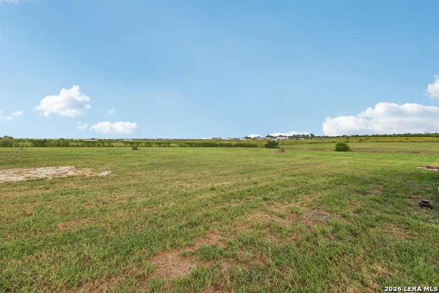 2629 Fm 1332 Jourdanton, TX 78026