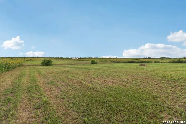 2629 Fm 1332 Jourdanton, TX 78026