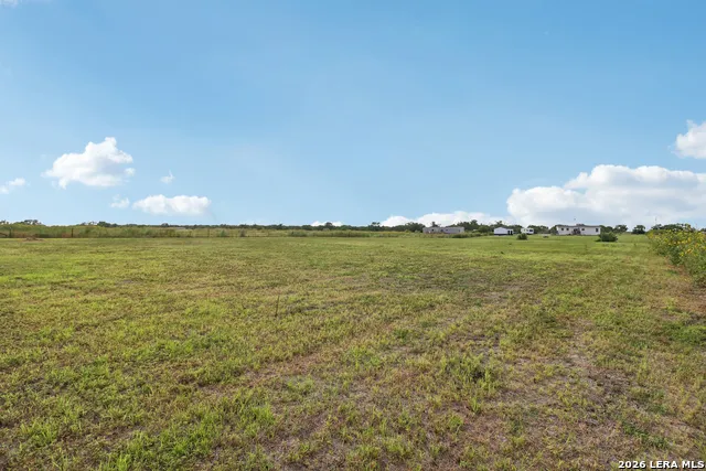 2629 Fm 1332 Jourdanton, TX 78026