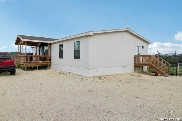 2629 Fm 1332 Jourdanton, TX 78026