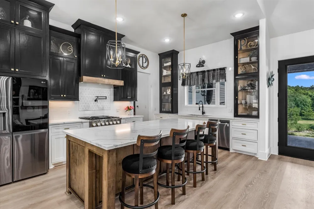 224 Kellog Fischer, TX 78623