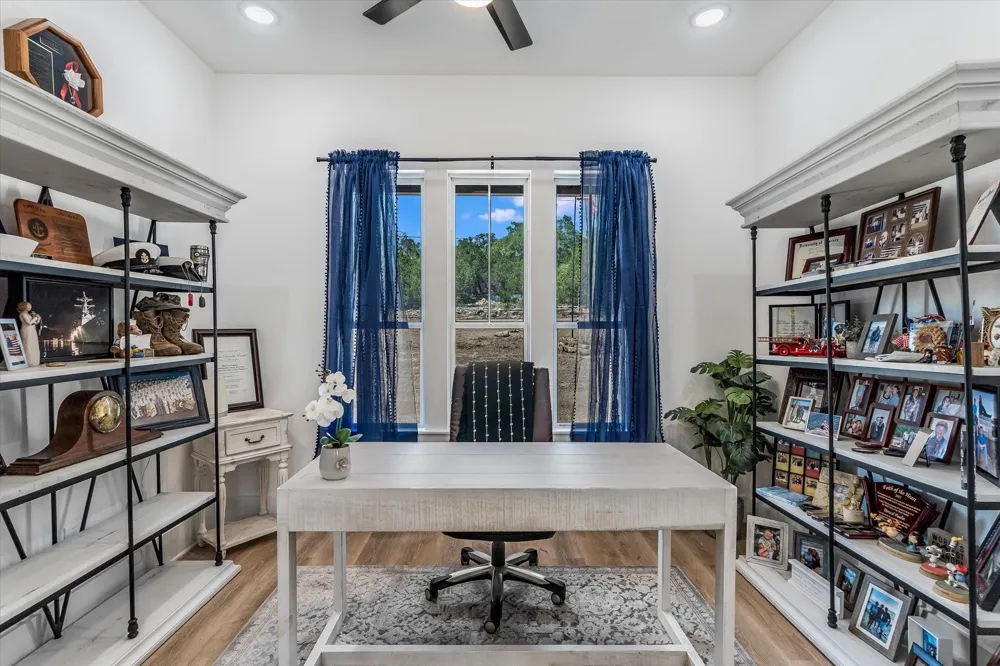224 Kellog Fischer, TX 78623