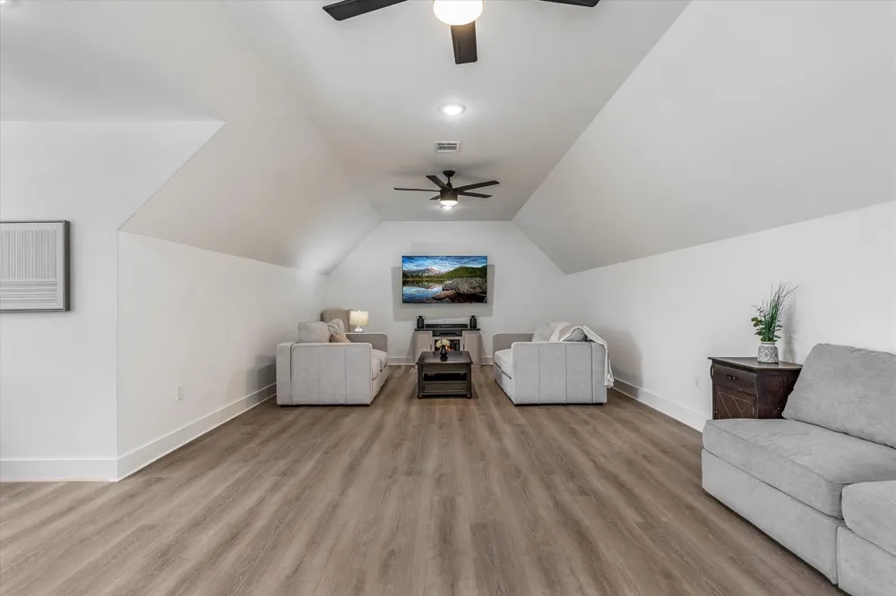 224 Kellog Fischer, TX 78623
