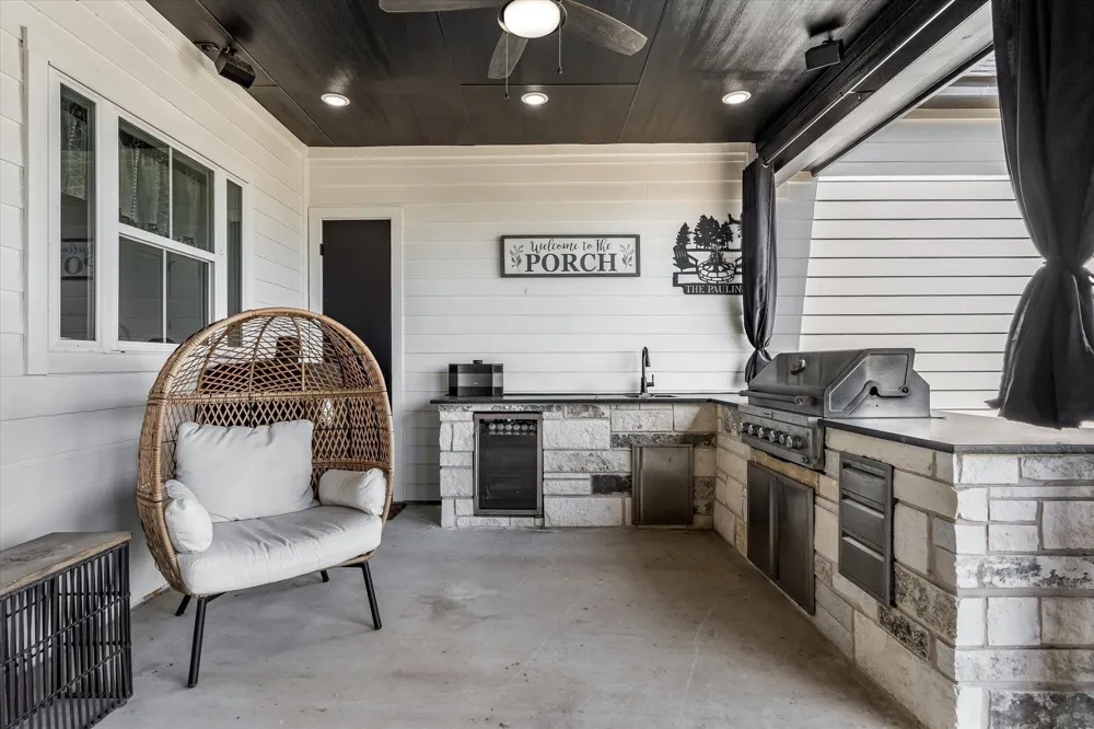224 Kellog Fischer, TX 78623