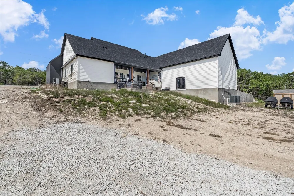224 Kellog Fischer, TX 78623